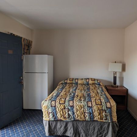 Economy Inn קינגסוויל מראה חיצוני תמונה
