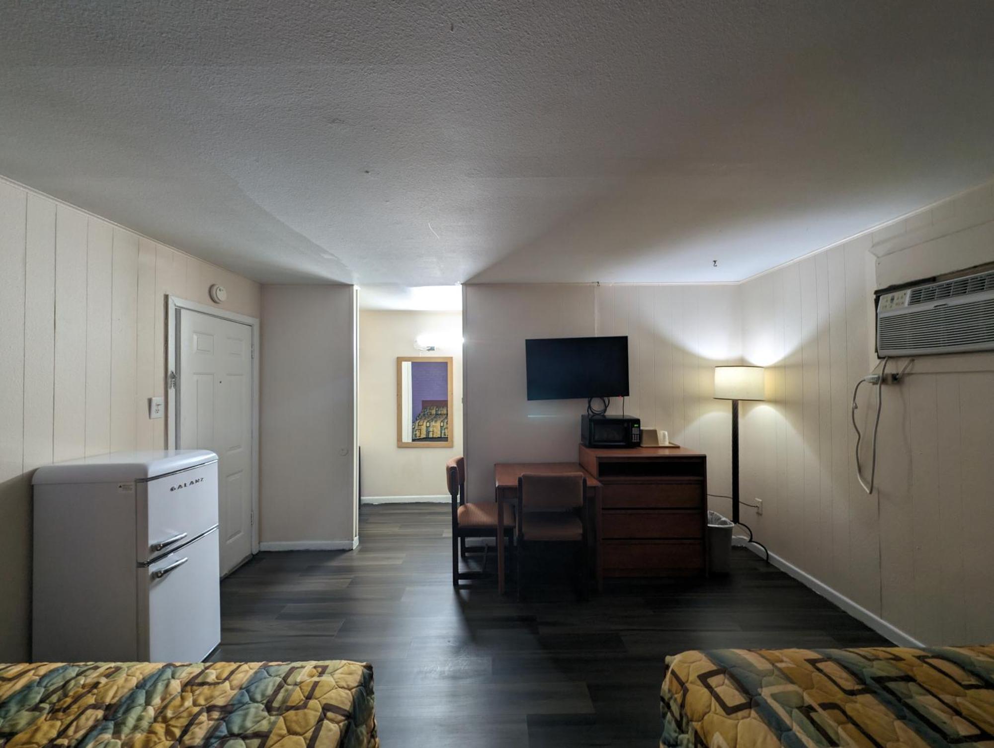 Economy Inn קינגסוויל מראה חיצוני תמונה